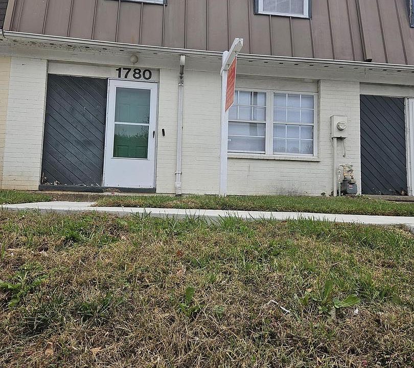 1st image of 1780 Village Green Dr Unit C-68