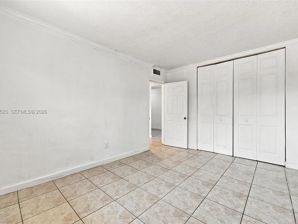 1245 W 24th St #223