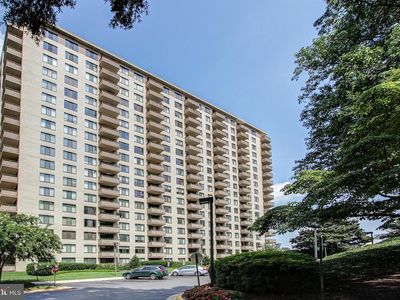5225 Pooks Hill Rd APT 1017N, Bethesda, MD, 20814