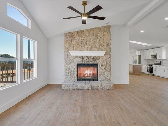 3rd image of 3612 Rhea Rd