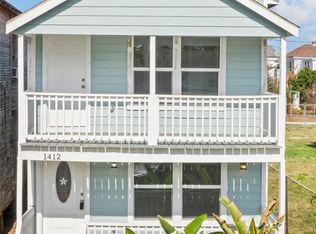 1412 Avenue M 1/2, Galveston, TX 77550
