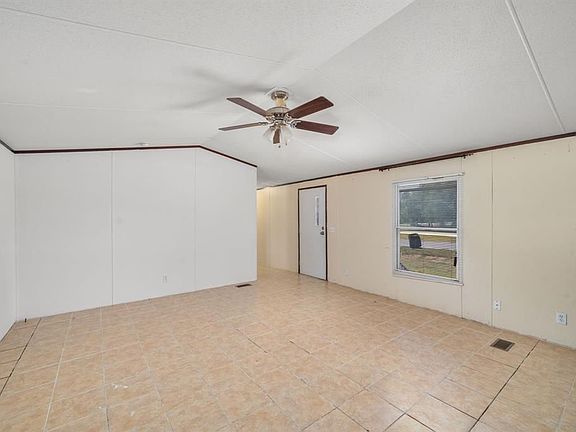 5th image of 4018 Krampota Ln