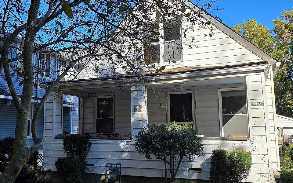 1st image of 9917 Foster Ave