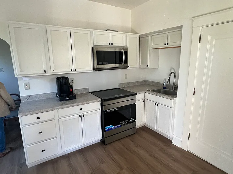 505 E Lancaster Ave — Photo 13