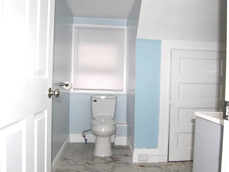 2261 Tilbury Ave #1 — Photo 12