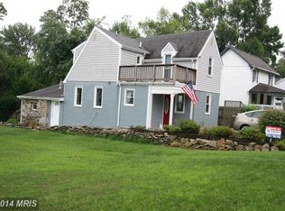 9 Cedar St, Round Hill, VA
