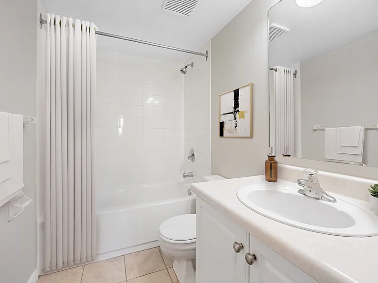 110 Belmont Dr — Photo 9
