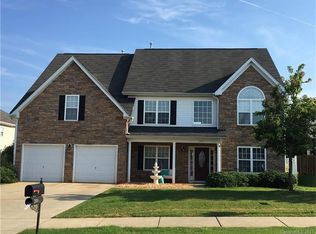 203 Madelia Pl, Mooresville, NC 28115