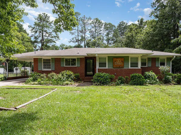 3011 Morganton Rd, Fayetteville, NC 28303