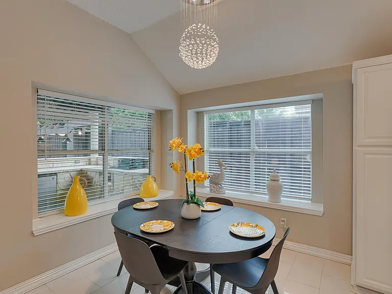 4417 Teal Ct — Photo 31