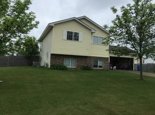 2093 Joes Lake Rd SE, Cambridge, MN 55008