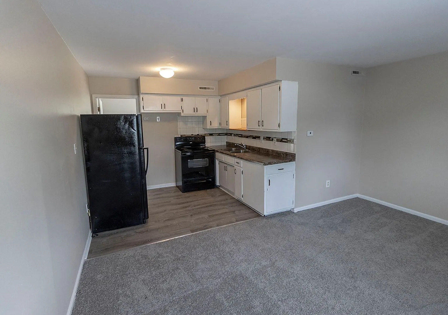 1 bedroom, 1 bath — Photo 4