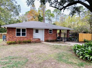5300 Moss Side Ln, Baton Rouge, LA 70808