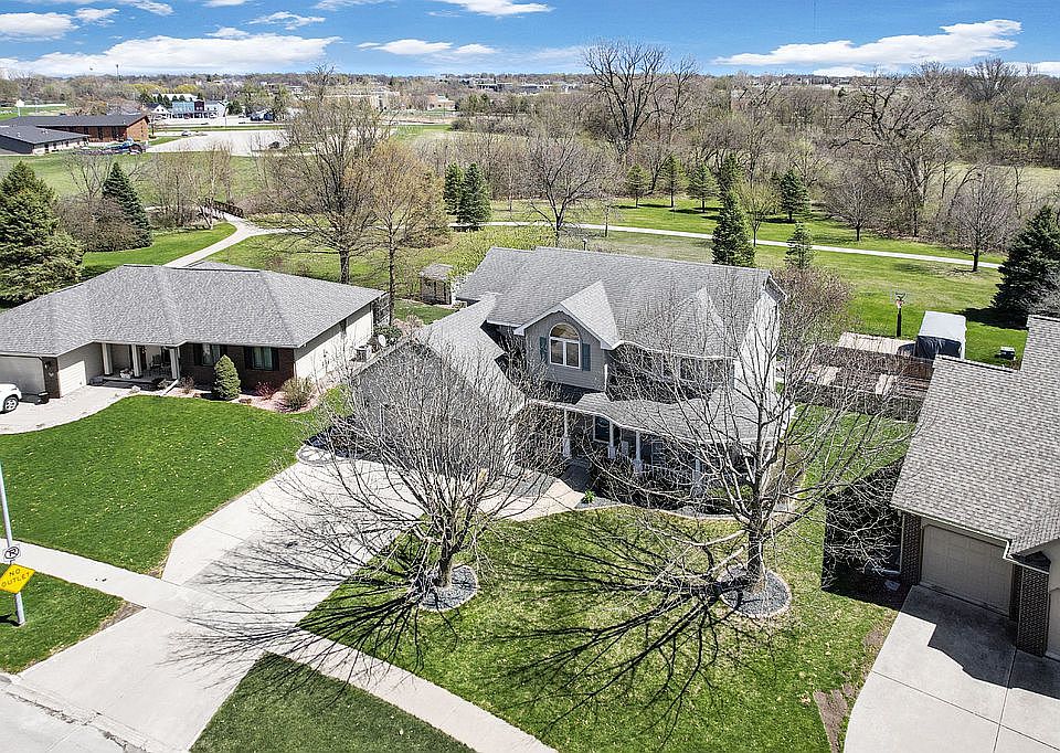 911 Brookview Dr, Altoona, IA 50009 Zillow