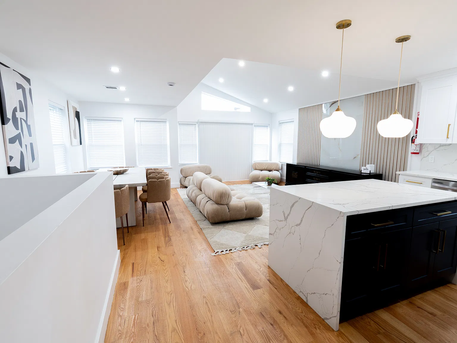 3 bed, $3,400 — Photo 3
