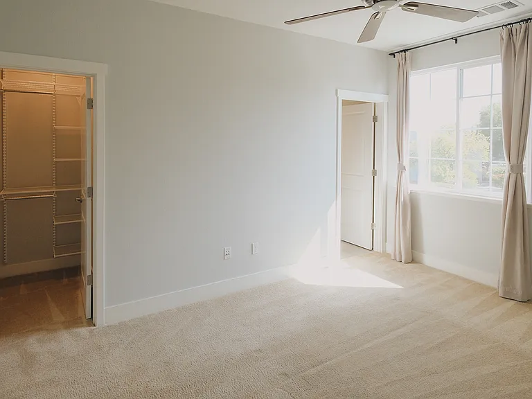 783 E Evelyn Ave — Photo 13