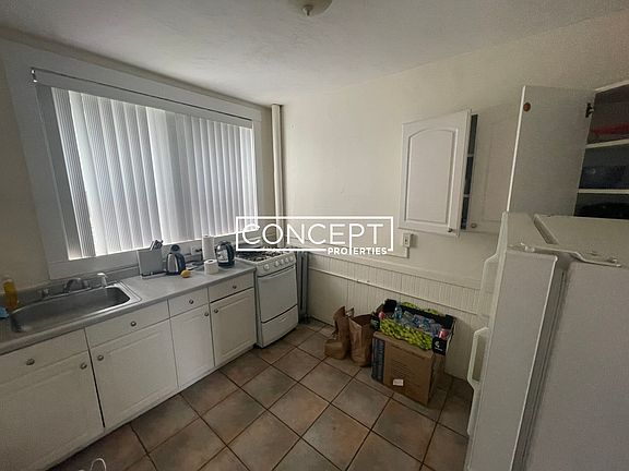 3rd image of 518-520 Cambridge St #3