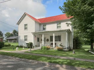 435 5th St, Lewisport, KY 42351