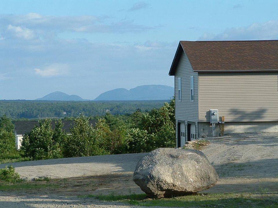 2nd image of 14 Lonely Oak Way