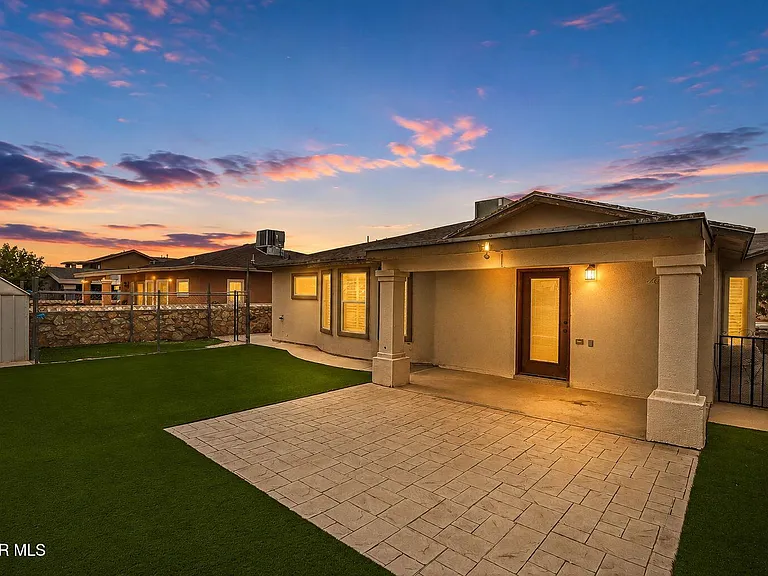 14124 Honey Point Dr — Photo 34