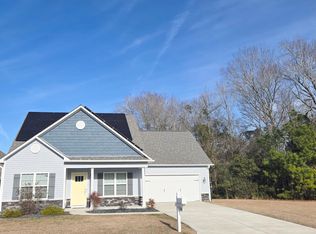 100 Bungalow Dr, New Bern, NC 28562