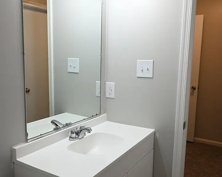 812 Fairview Dr — Photo 25