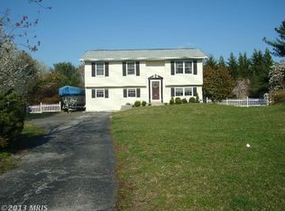 8143 Harvest Ct, Severn, MD 21144