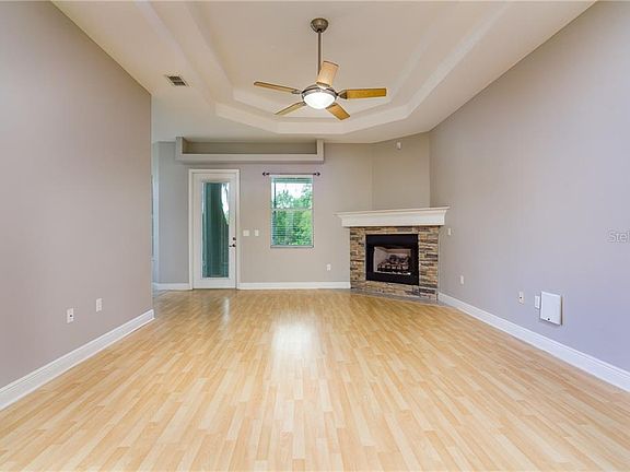 5th image of 1751 Oakwood Estates Dr