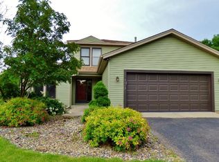 7112 Quantico Ln, Maple Grove, MN 55311