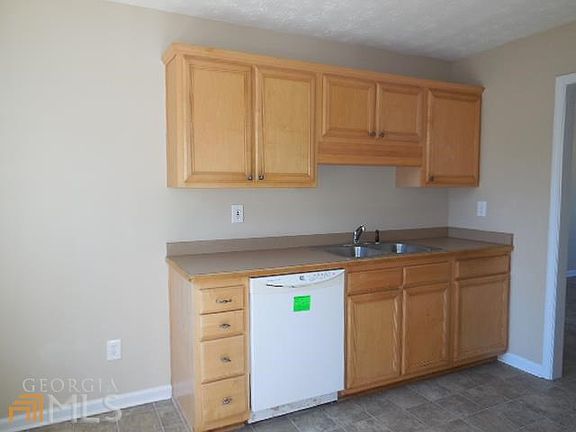3rd image of 3759 Fern Creek Dr