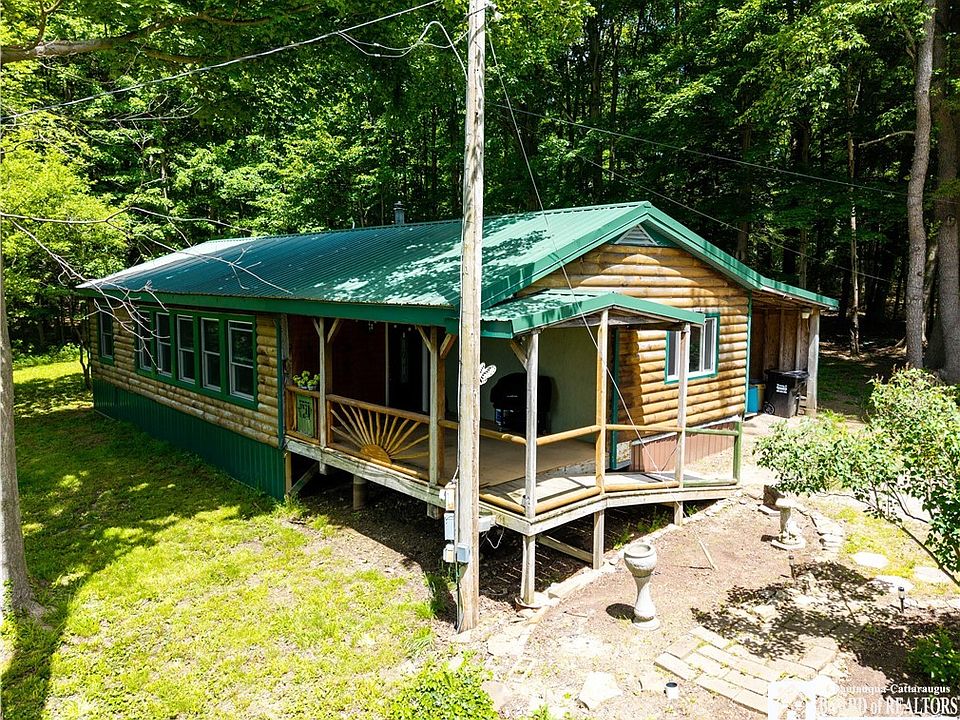 1st image of 8961 Flucker Hill Rd