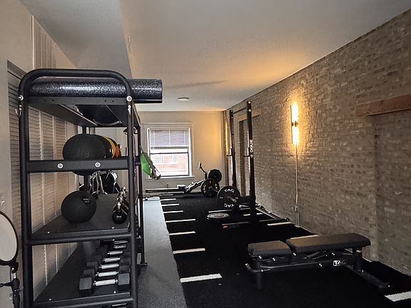 2nd image of 5300 S Blackstone Ave #5310-2
