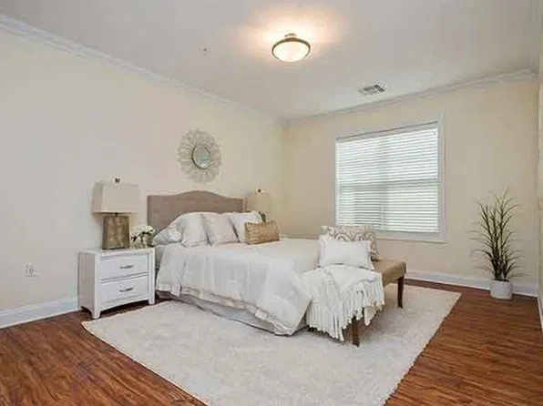 6 North, 6 N Doughty Ave APT 301, Somerville, NJ 08876