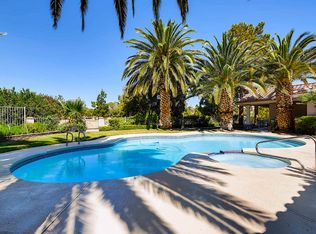 2425 High Vista Dr, Henderson, NV 89014
