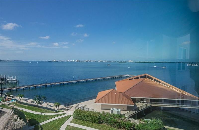 1st image of 634 Edgewater Dr Unit 643