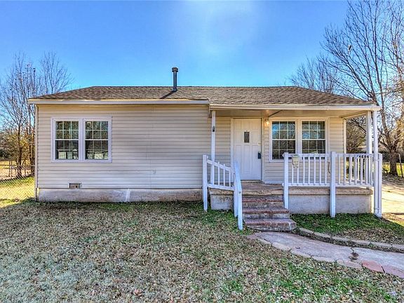 2nd image of 4604 SE 26th St