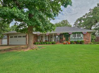 1301 Ridgecrest Rd, Edmond, OK 73013