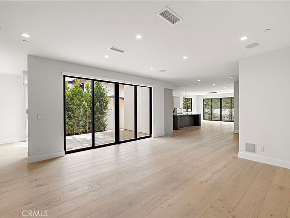 5th image of 1511 Cliff Dr