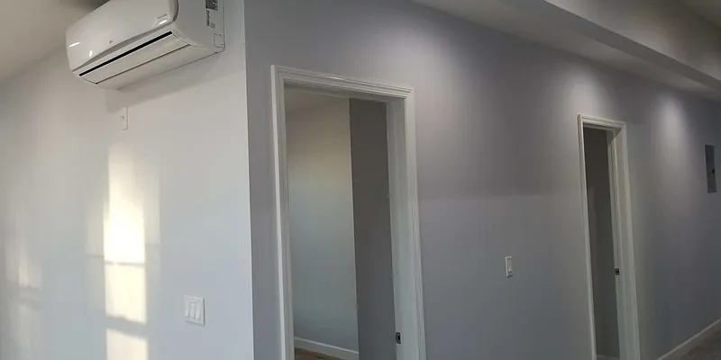 Rented by Chase Global Realty Corp | media 14