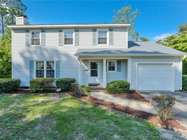 512 Shoreline Dr, Fayetteville, NC 28311
