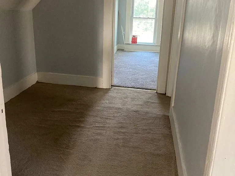 6 Reservoir Rd — Photo 3