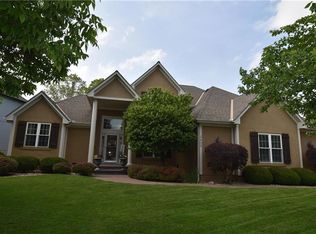 2400 SW Regency Dr, Lees Summit, MO 64082