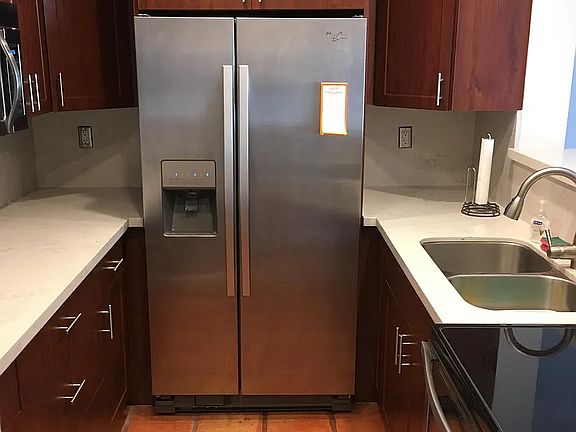 2nd image of 9621 SW 77th Ave #B301