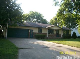 528 Kay St SW, Hutchinson, MN 55350