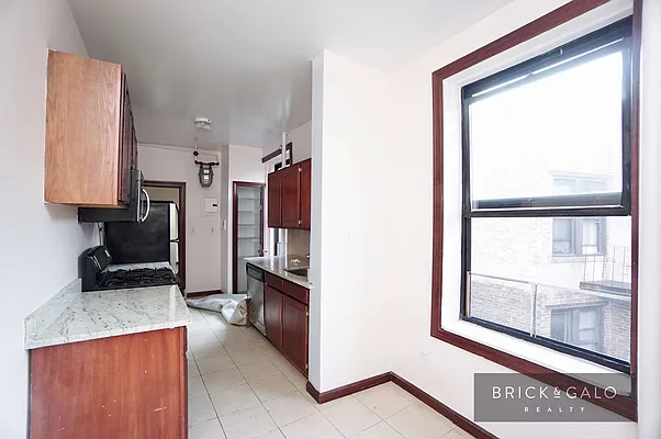 Rented by BRICK & GALO REALTY CORP | media 38