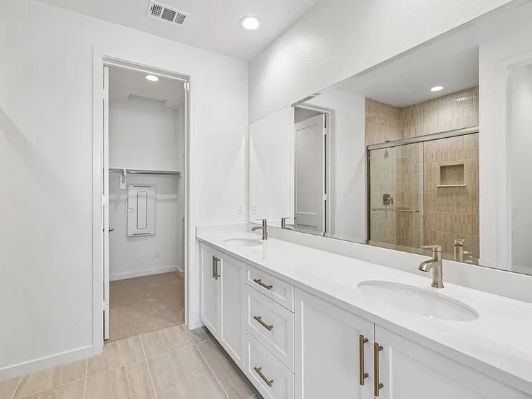 2522 Thyme Way — Photo 16
