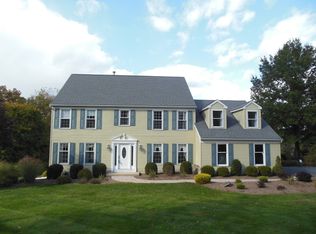 11 Oak Hill Rd, Branchburg, NJ 08853