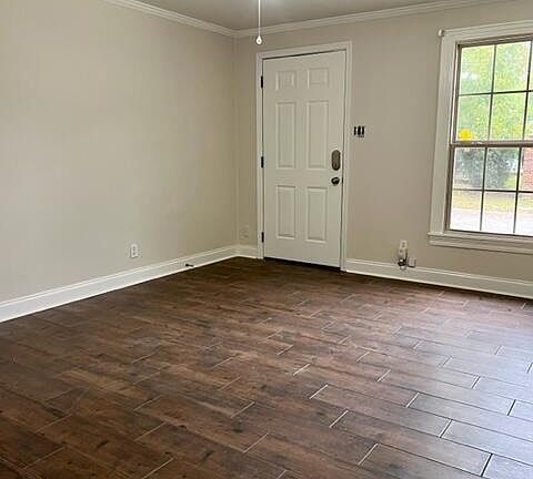 2nd image of 203 Brookside Dr #A-b