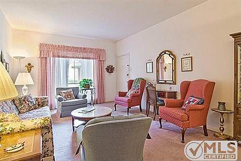 5th image of 10714 Park Village Pl APT B