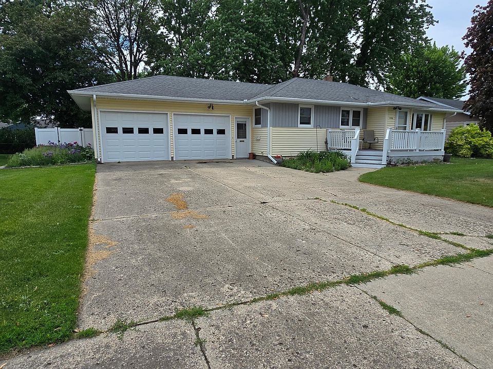 1st image of 1106 6th Ave SW